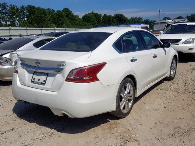 1N4BL3AP2DN498651 - 2013 NISSAN ALTIMA 3.5 WHITE photo 4