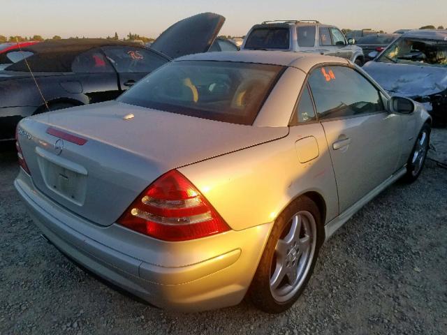 WDBKK65F83F292046 - 2003 MERCEDES-BENZ SLK 320 GOLD photo 4