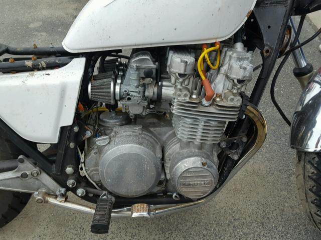 JKAKZEH14BA007162 - 1981 KAWASAKI KZ650 H WHITE photo 7