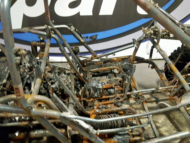 4UF16MPV8GT304349 - 2016 ARCTIC CAT ARTIC CAT Կարմիր լուսանկար 5