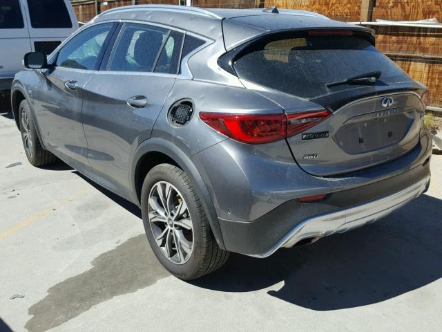 SJKCH5CR3HA016676 - 2017 INFINITI QX30 BASE GRAY photo 3