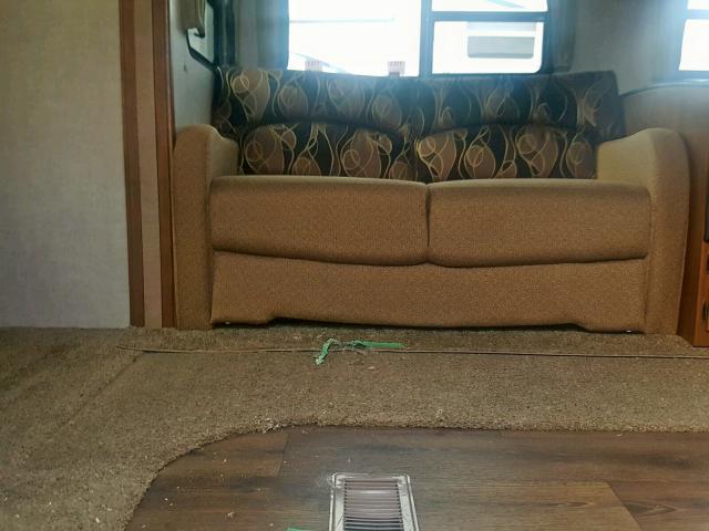 4YDF25229E1531910 - 2014 KEYSTONE SPRINTER WHITE photo 5