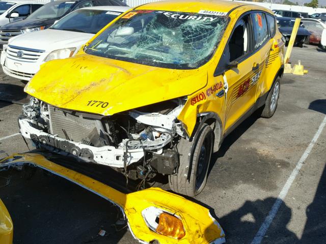 1FMCU0F79JUA24180 - 2018 FORD ESCAPE S YELLOW photo 2