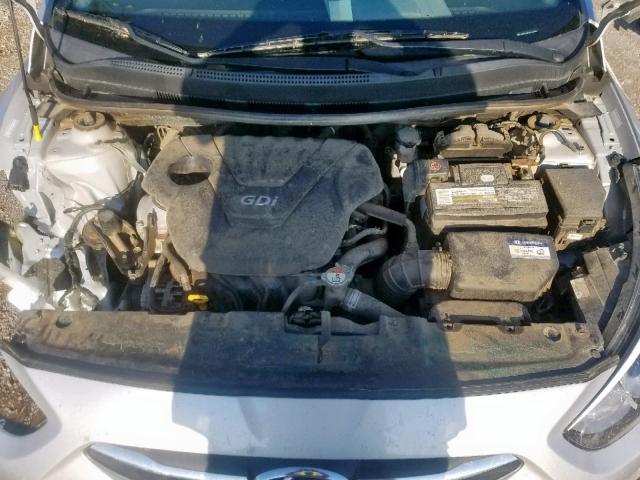 KMHCT5AE2GU242301 - 2016 HYUNDAI ACCENT SE SILVER photo 7