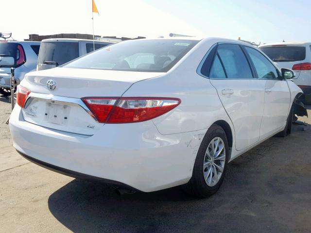 4T4BF1FKXFR471422 - 2015 TOYOTA CAMRY LE WHITE photo 4