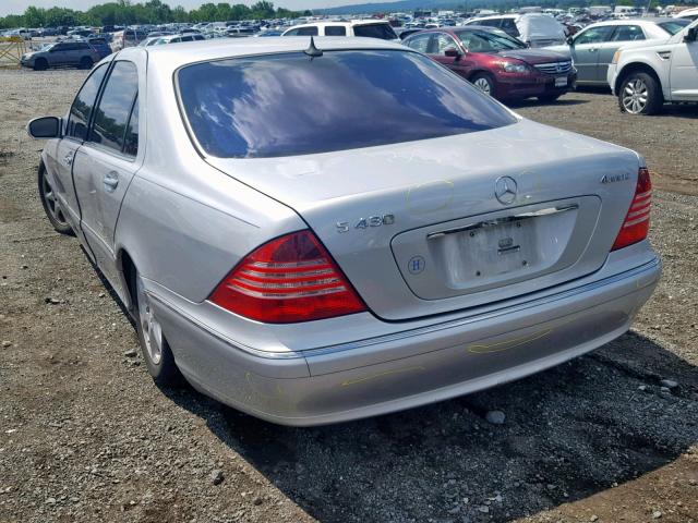 WDBNG83J95A451805 - 2005 MERCEDES-BENZ S 430 4MAT SILVER photo 3