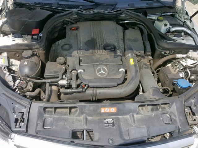 WDDGF4HB6CA619166 - 2012 MERCEDES-BENZ C 250 WHITE photo 7