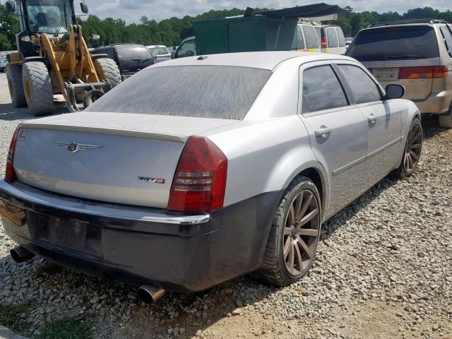 2C3LA73W96H250185 - 2006 CHRYSLER 300C SRT-8 SILVER photo 4