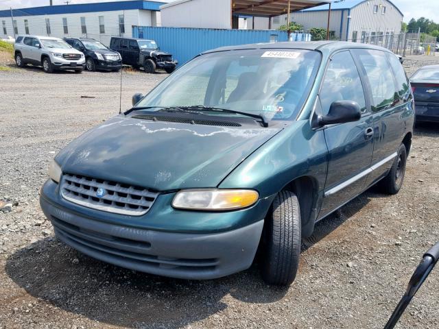2P4FP25B0VR340432 - 1997 PLYMOUTH VOYAGER GREEN photo 2