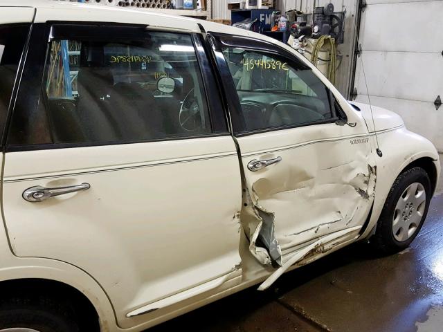 3C4FY58B85T535819 - 2005 CHRYSLER PT CRUISER WHITE photo 9