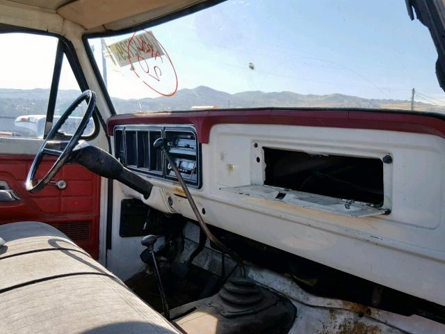 F26HRY60589 - 1977 FORD F-250 GRAY photo 5