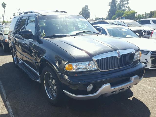 5LMRU27AXYLJ03144 - 2000 LINCOLN NAVIGATOR Қара фото 1