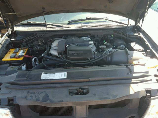 5LMRU27AXYLJ03144 - 2000 LINCOLN NAVIGATOR Қара фото 7