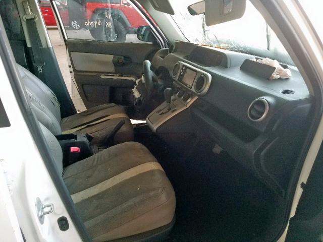JTLKE50E081041659 - 2008 TOYOTA SCION XB 白色 照片 5