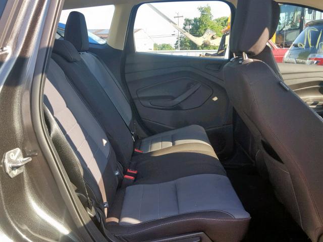 1FMCU0F71JUD15627 - 2018 FORD ESCAPE S GRAY photo 6