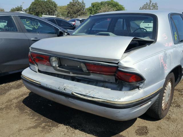 1G4HP52K3WH474928 - 1998 BUICK LESABRE CU SILVER photo 9