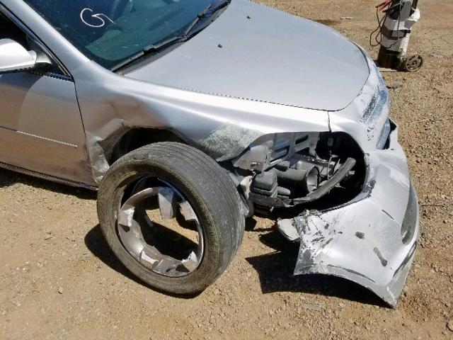 1G1ZC5E08CF228214 - 2012 CHEVROLET MALIBU 1LT SILVER photo 9