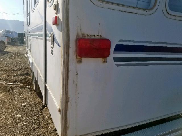 4YDF275224E310602 - 2004 KEYSTONE HORNET WHITE photo 9