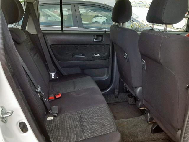 JTLKT324250197072 - 2005 TOYOTA SCION XB Белый фото 6