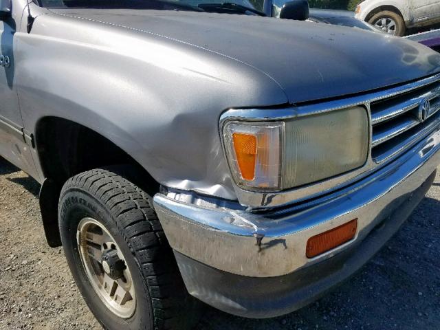 JT4UN22D5V0049734 - 1997 TOYOTA T100 XTRAC SILVER photo 9