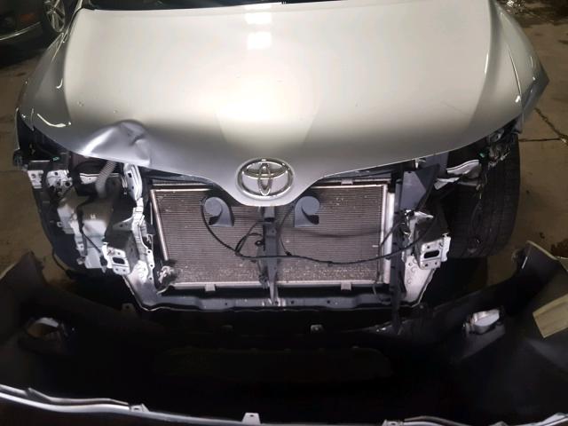 4T3BA3BB7AU012505 - 2010 TOYOTA VENZA BASE SILVER photo 9