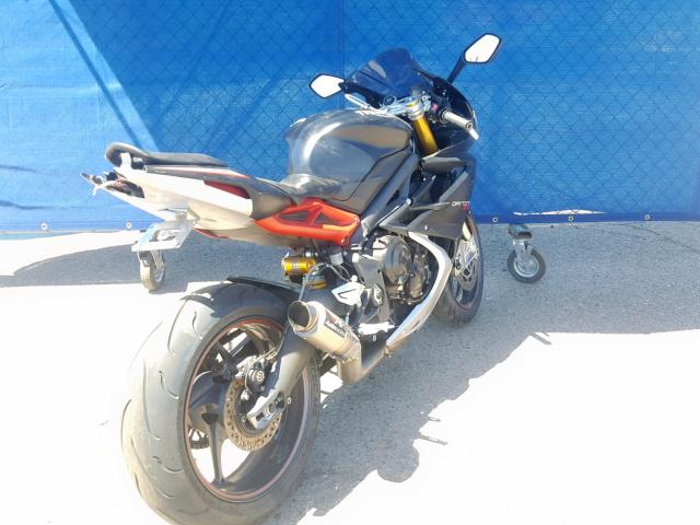 SMTA02YK1FJ670280 - 2015 TRIUMPH MOTORCYCLE DAYTONA 67 BLACK photo 4