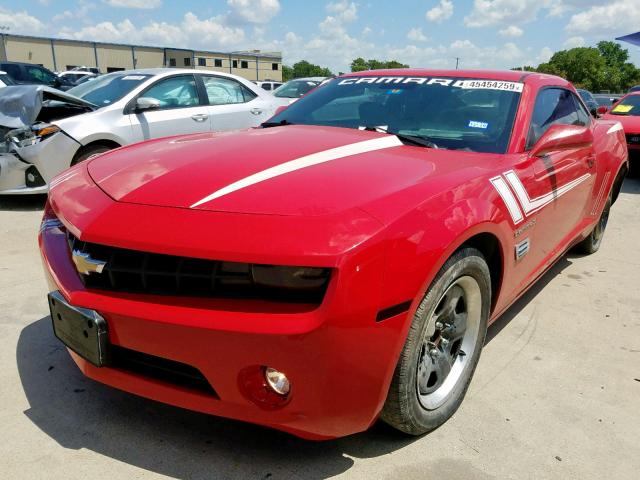 2G1FA1EV2A9207149 - 2010 CHEVROLET CAMARO LS RED photo 2