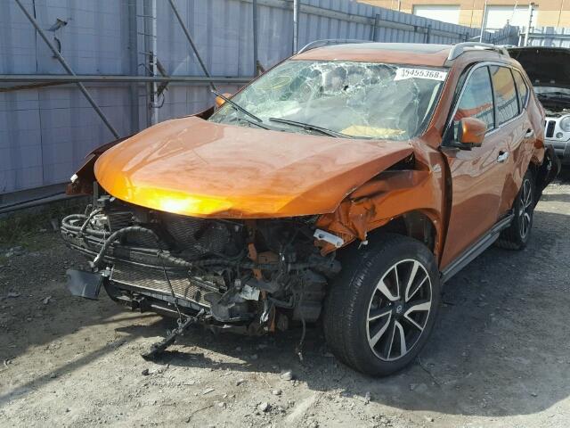 5N1AT2MV3HC768591 - 2017 NISSAN ROGUE SV ORANGE photo 2