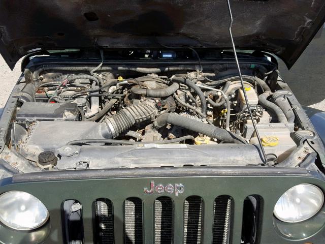 1J4GA59177L188216 - 2007 JEEP WRANGLER S GREEN photo 7