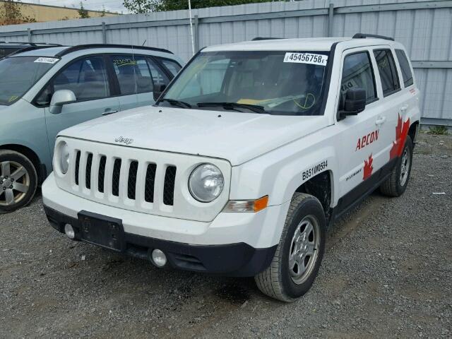 1C4NJRAB8ED524911 - 2014 JEEP PATRIOT WHITE photo 2