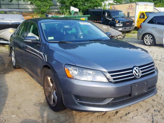 1VWBP7A3XDC096212 - 2013 VOLKSWAGEN PASSAT SE GRAY photo 1