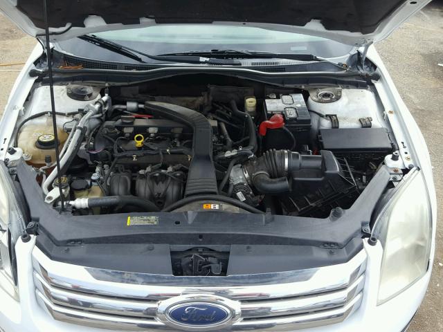 3FAHP06Z47R177302 - 2007 FORD FUSION S WHITE photo 7