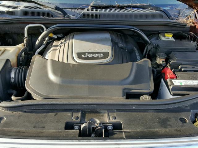 1J8HG58288C142813 - 2008 JEEP COMMANDER RED photo 7