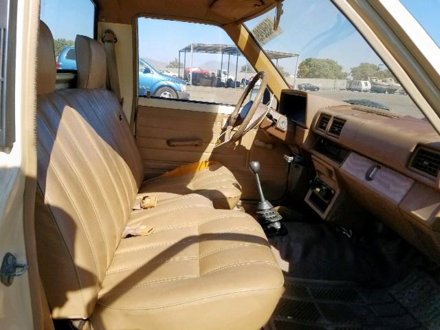 JT4RN50R8J0328918 - 1988 TOYOTA PICKUP 1/2 BEIGE photo 5