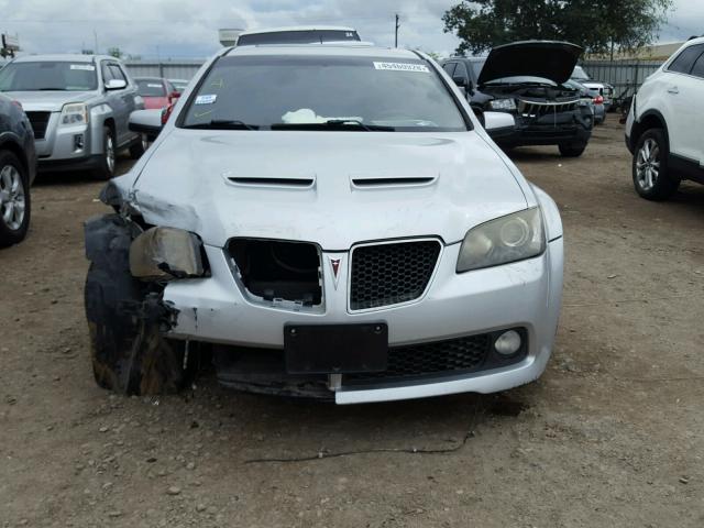 6G2ER57789L235714 - 2009 PONTIAC G8 SILVER photo 9