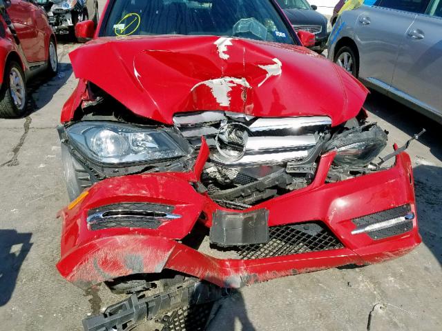 WDDGF4HB6CR238547 - 2012 MERCEDES-BENZ C 250 RED photo 9