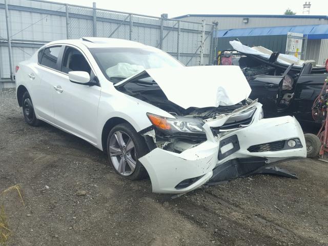 19VDE1F76DE016559 - 2013 ACURA ILX 20 TEC WHITE photo 1