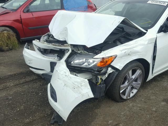 19VDE1F76DE016559 - 2013 ACURA ILX 20 TEC WHITE photo 9