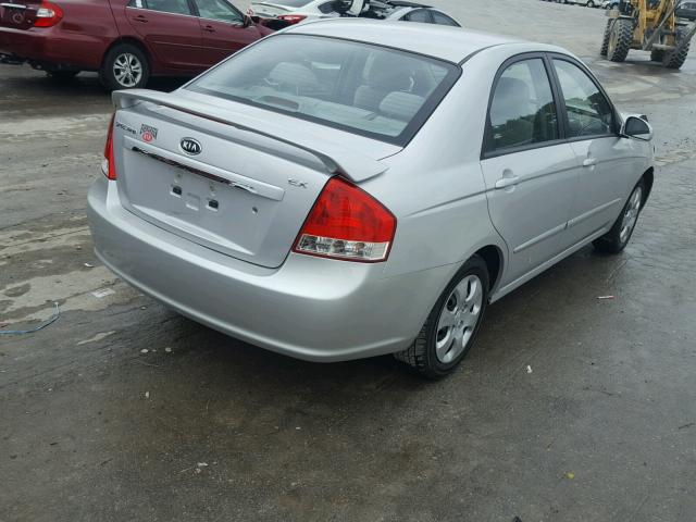 KNAFE221495625169 - 2009 KIA SPECTRA EX SILVER photo 4