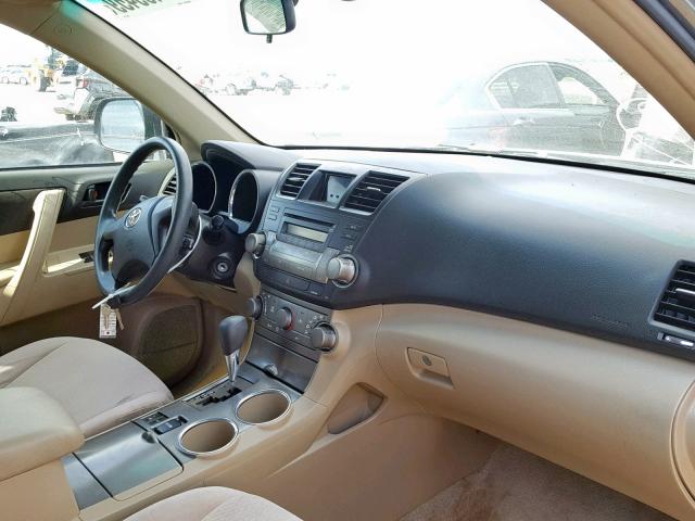 JTEES41A882001567 - 2008 TOYOTA HIGHLANDER GREEN photo 9