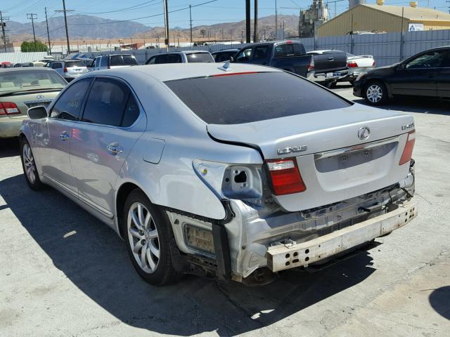 JTHGL46F585029368 - 2008 LEXUS LS 460L SILVER photo 3