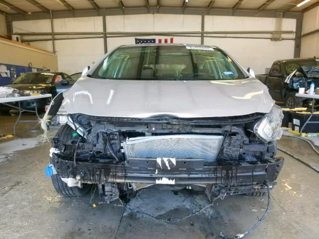 KMHD35LH2HU376416 - 2017 HYUNDAI ELANTRA GT SILVER photo 9