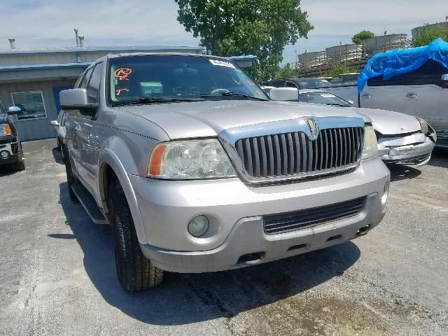 5LMFU27R03LJ34422 - 2003 LINCOLN NAVIGATOR ნაცრისფერი ფოტო 1