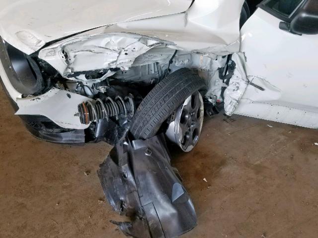 ZACCJBAB5HPF96833 - 2017 JEEP RENEGADE S თეთრი ფოტო 9