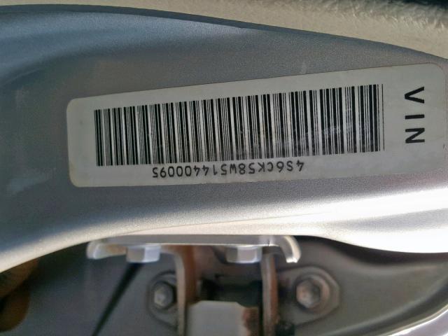 4S6CK58W514400095 - 2001 HONDA PASSPORT E 银色 照片 10