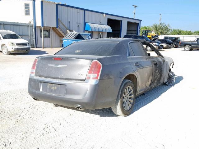 2C3CCAAG6DH544546 - 2013 CHRYSLER 300 BURN photo 4