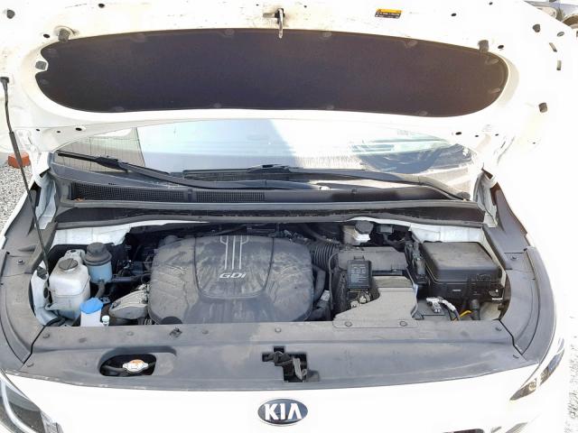 KNDMB5C18J6398893 - 2018 KIA SEDONA LX WHITE photo 7