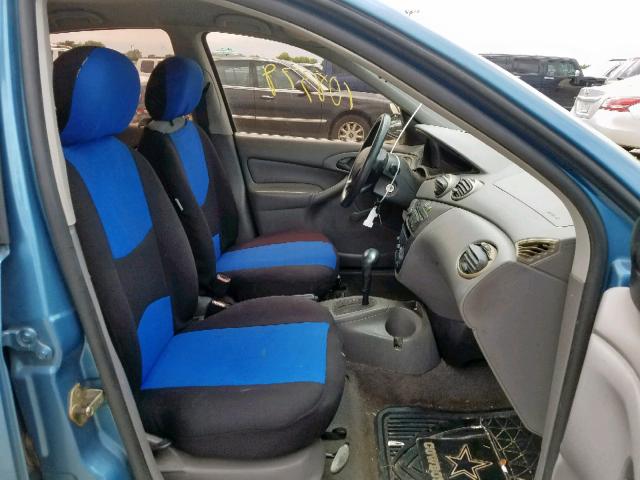 1FAFP33P11W321517 - 2001 FORD FOCUS LX BLUE photo 5