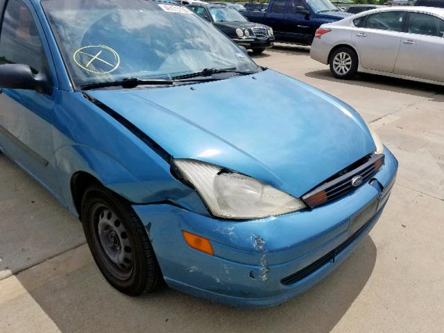 1FAFP33P11W321517 - 2001 FORD FOCUS LX BLUE photo 9