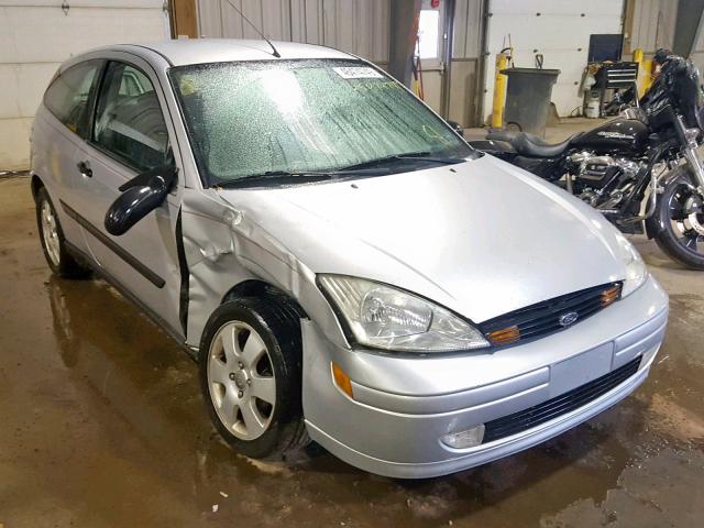 3FAFP313X2R175722 - 2002 FORD FOCUS ZX3 SILVER photo 1